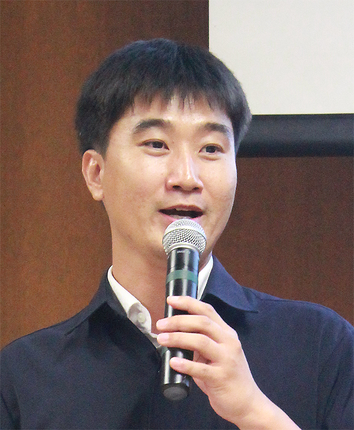 Dr. Chris Y Sung